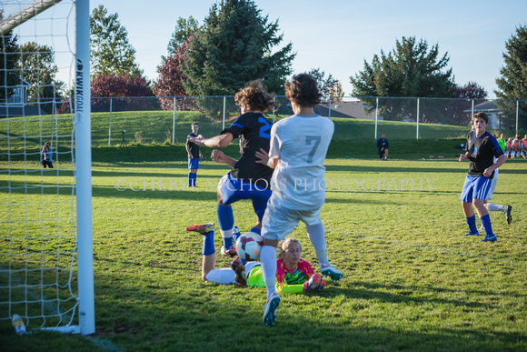 2015-10-14 CHS v. LCHS Boys Soccer-87