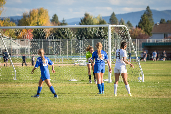 2015-10-13 CHS v. LCHS Girls Soccer-112