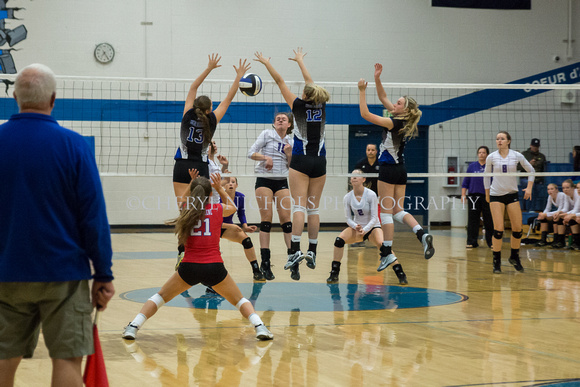 2015-10-15 Lewiston v. Cd'A Volleyball-24