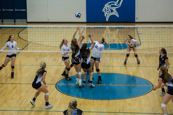 2015-10-15 Lewiston v. Cd'A Volleyball-34
