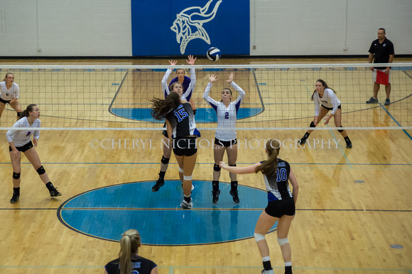 2015-10-15 Lewiston v. Cd'A Volleyball-35