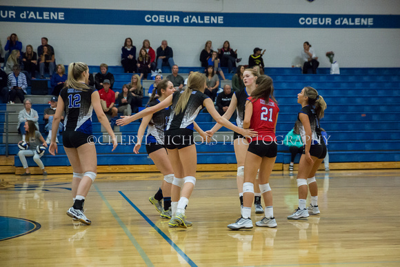 2015-10-15 Lewiston v. Cd'A Volleyball-52