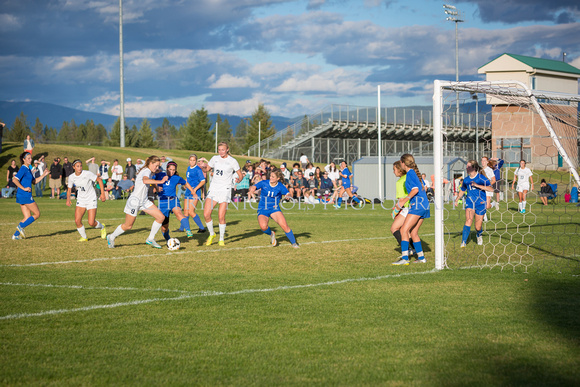 2015-10-13 CHS v. LCHS Girls Soccer-152