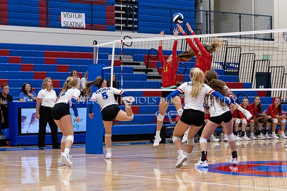 2019-08-30 Hellgate v. CHS VBall-8