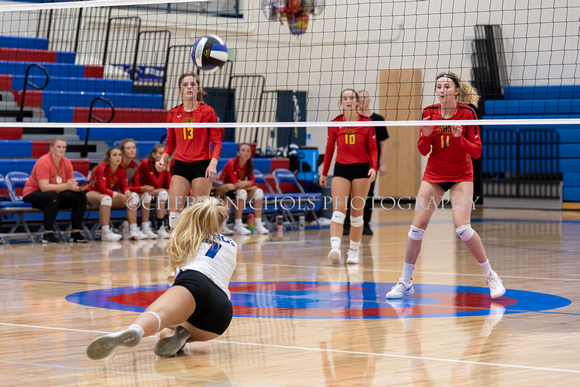 2019-08-30 Hellgate v. CHS VBall-19