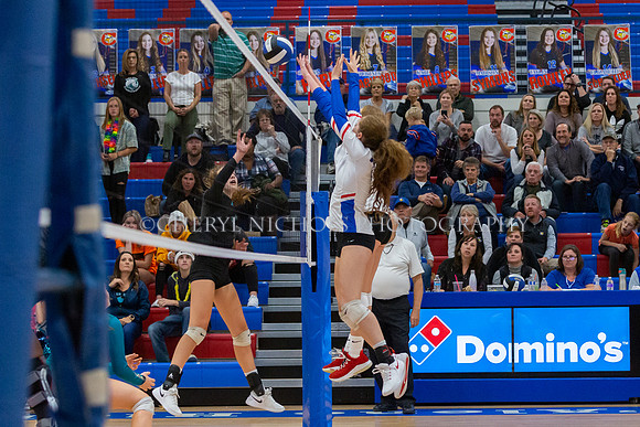 2019-10-15 LC v. CHS VBall-19